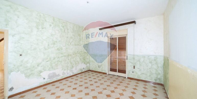 20250901124155-976931-7