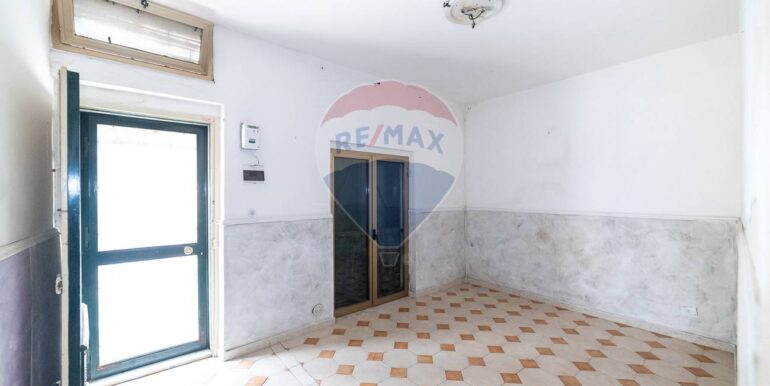 20250901124156-976931-16