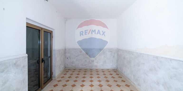 20250901124157-976931-17