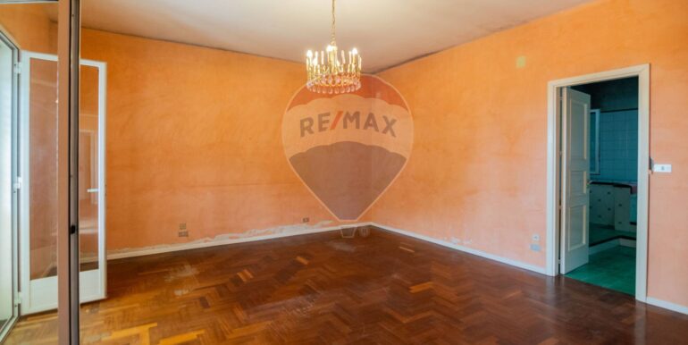 20250901180540-977027-2