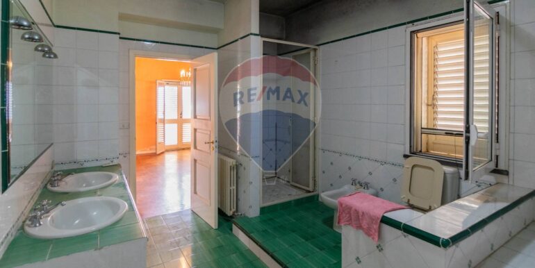 20250901180548-977027-5