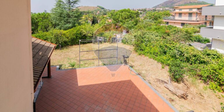 20250901180624-977027-17