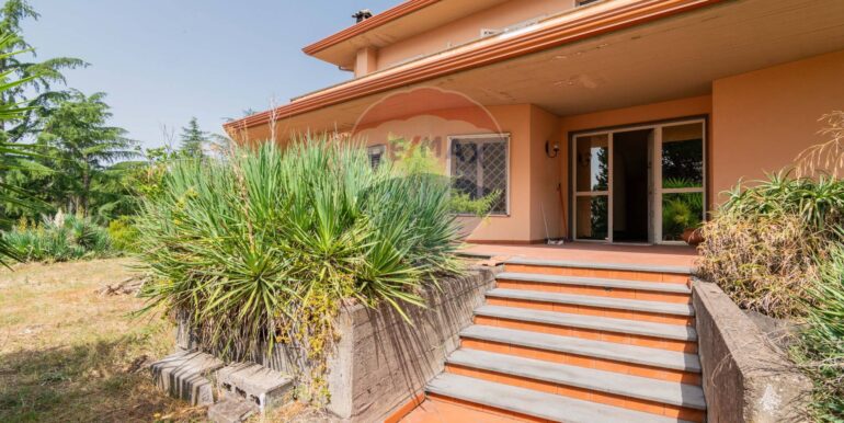 20250901180913-977027-50