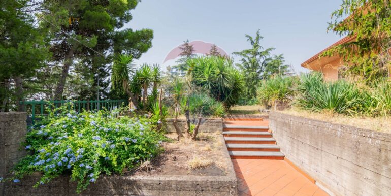 20250901180917-977027-51