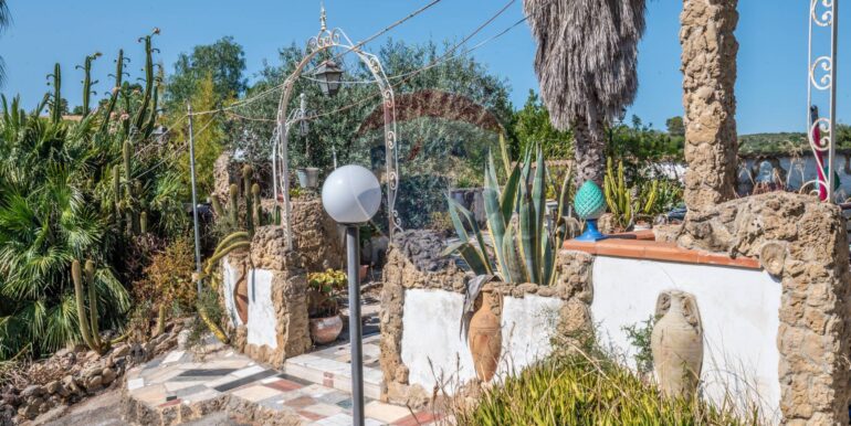 20250902113357-977146-25