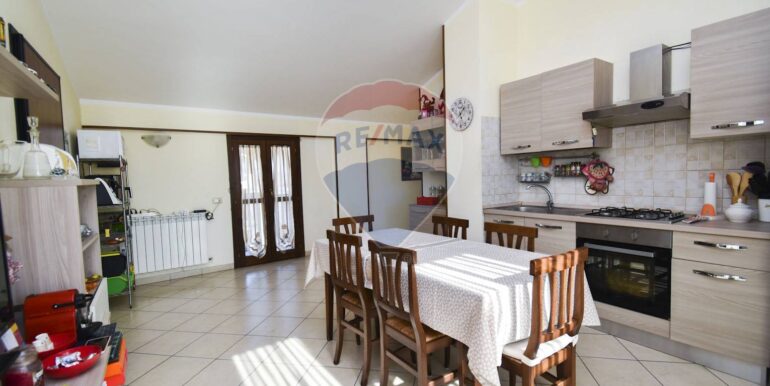 20250902173643-977278-9