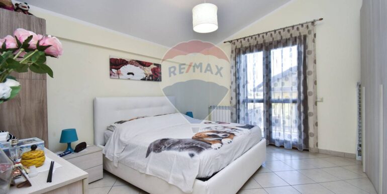 20250902173709-977278-15