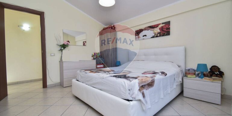 20250902173712-977278-16