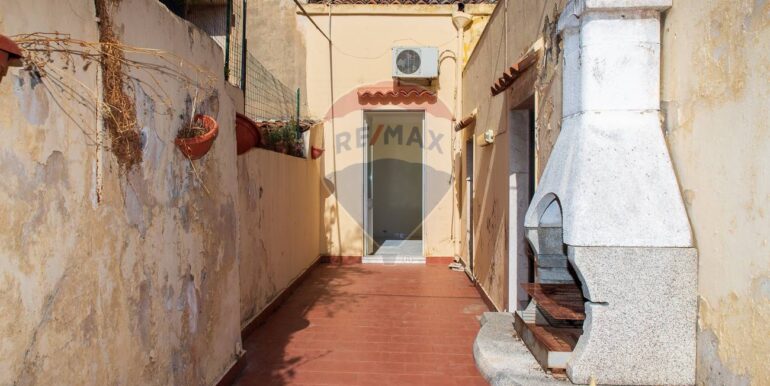 20250903184556-977677-25