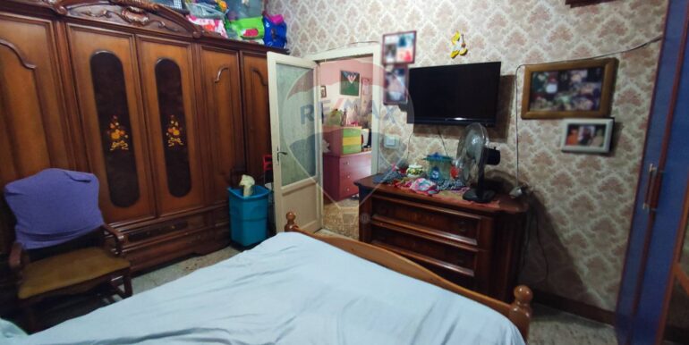 20250903222418-977707-12