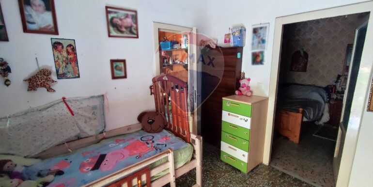 20250903222418-977707-15