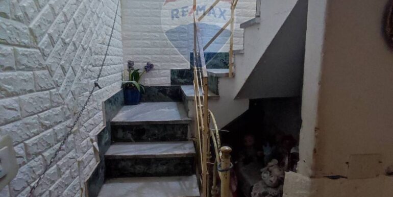 20250903222419-977707-16