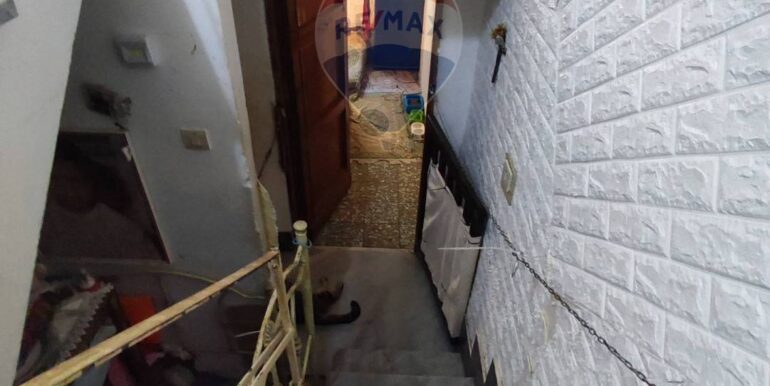 20250903222419-977707-17