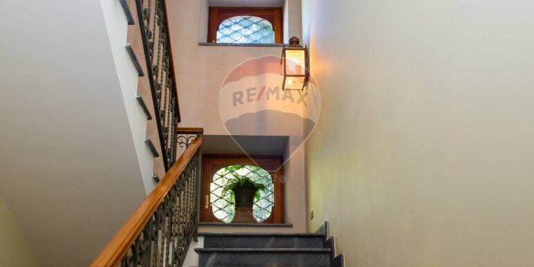 20250904125117-977981-10