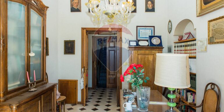 20250904125131-977981-14