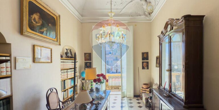 20250904125135-977981-15