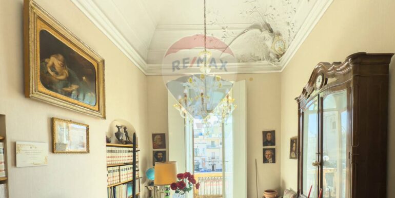 20250904125138-977981-16