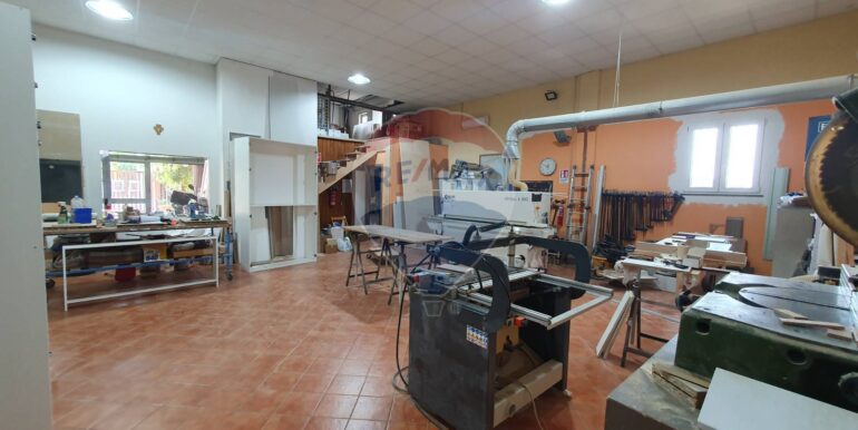 20250904174935-978041-2