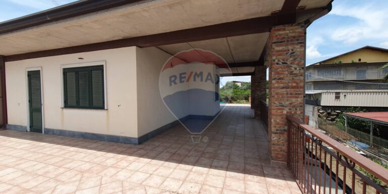 20250904174936-978041-7