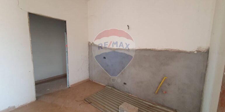 20250904174937-978041-11