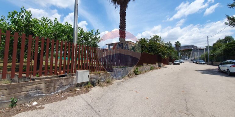 20250904174938-978041-20