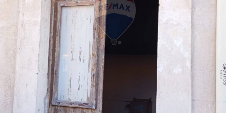 20250904190712-976403-3