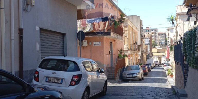 20250904190744-976403-16