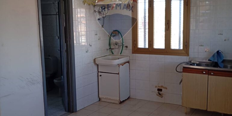 20250904195219-976678-11