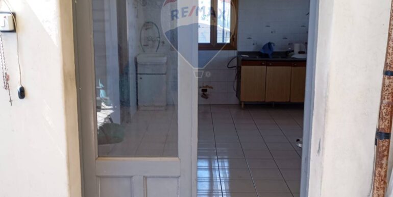 20250904195221-976678-12