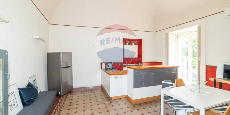 2025090484518-977711-4