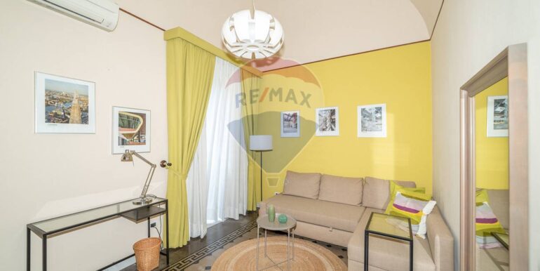 2025090484524-977711-6