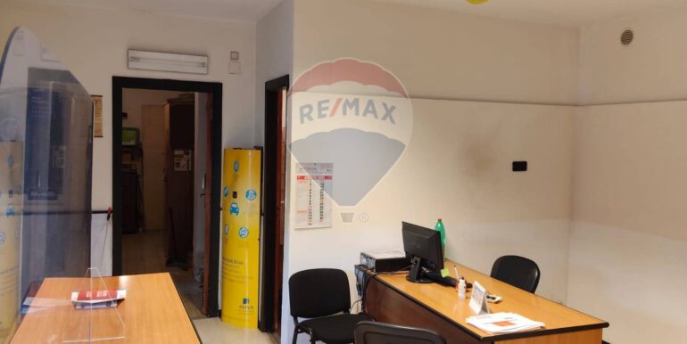 2025090491916-975355-13