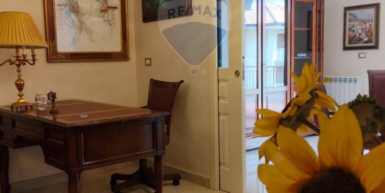 2025090495315-975377-3