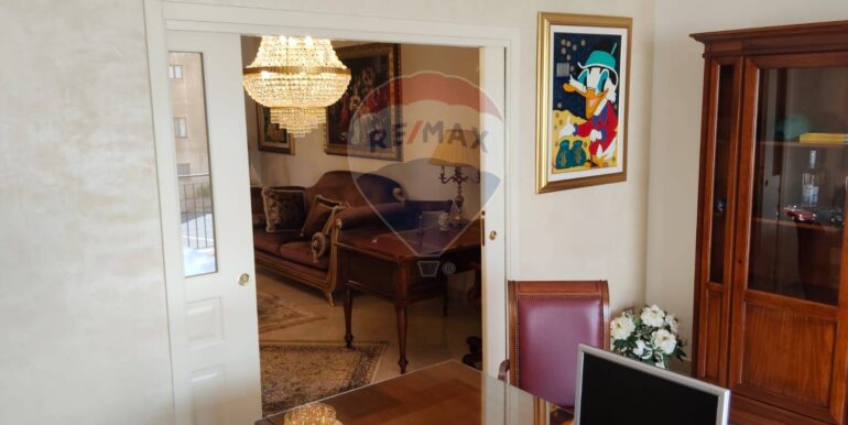 2025090495336-975377-9