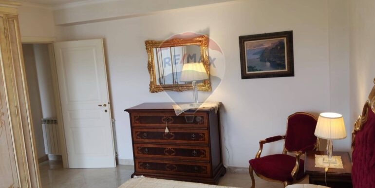 2025090495421-975377-18