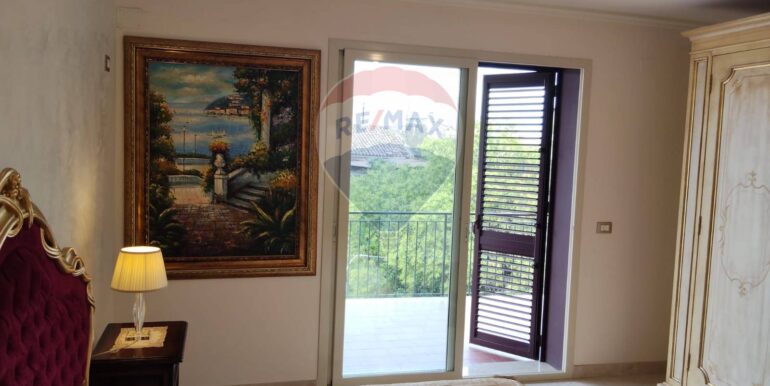 2025090495426-975377-19