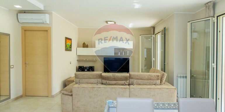 20250908105356-977470-8