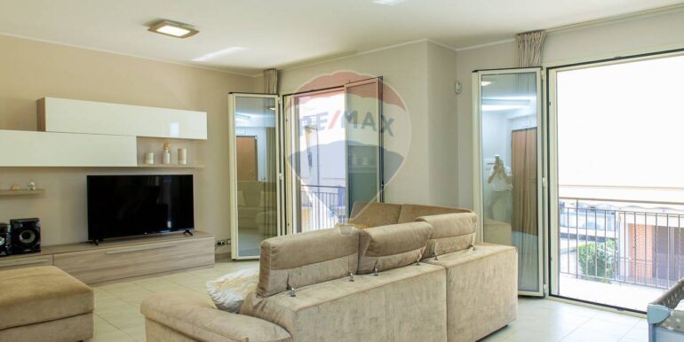 20250908105427-977470-11