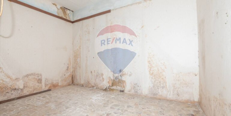 20250908164848-975328-11