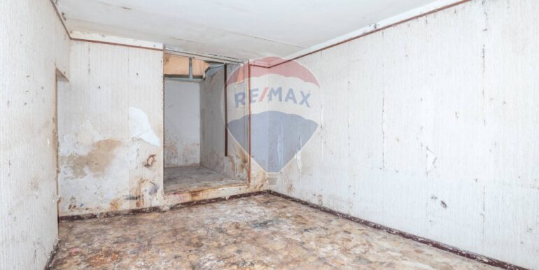 20250908164856-975328-13