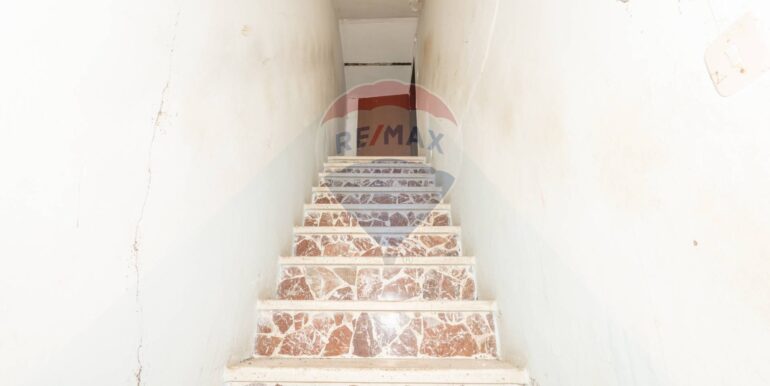 20250908164904-975328-15