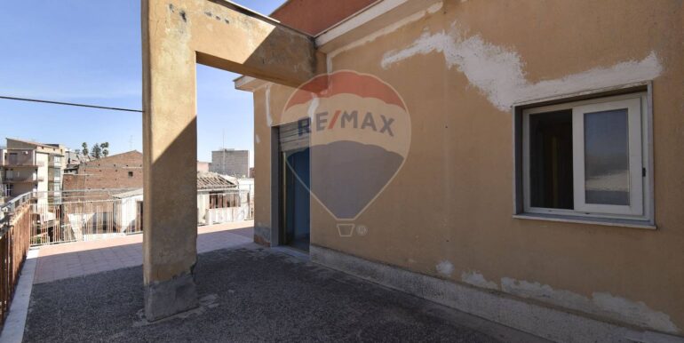 20250909120143-980022-11