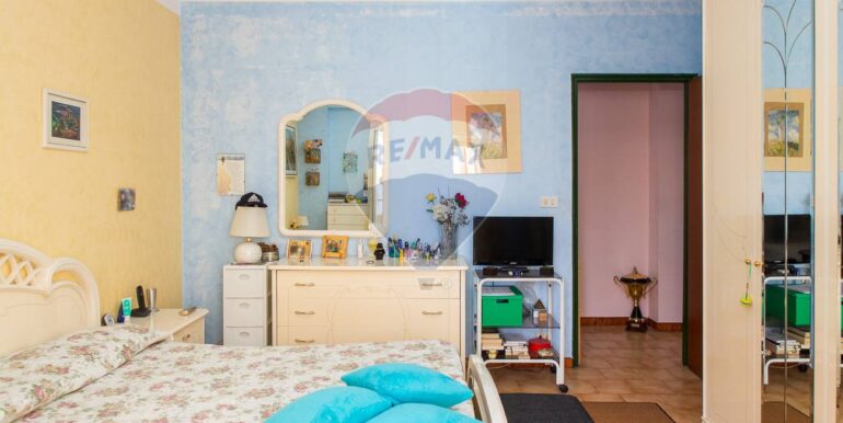 20250909194414-980242-25