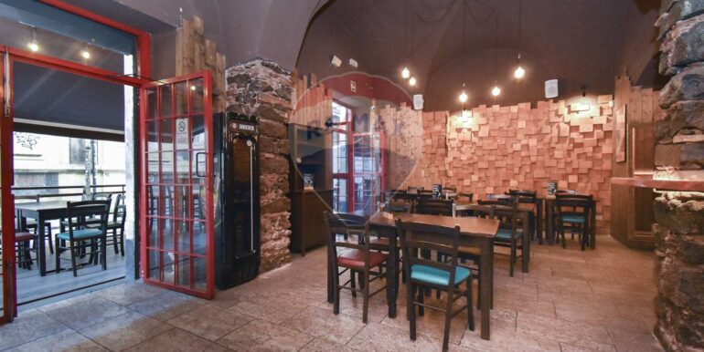 2025090995204-975021-15