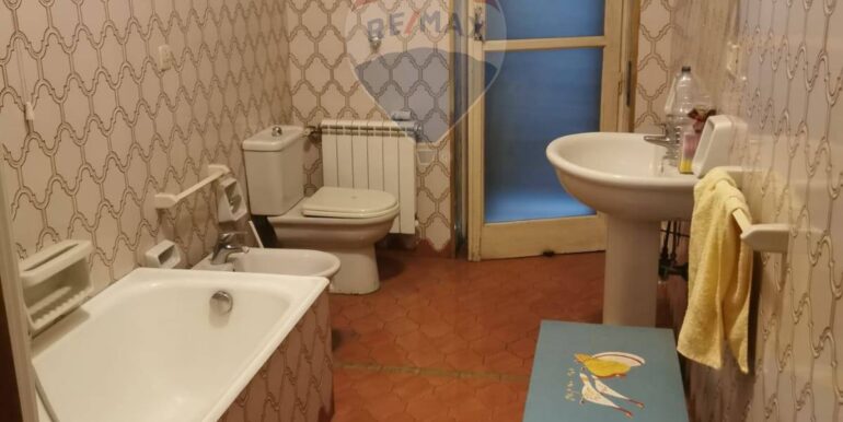 20250912181735-979648-4