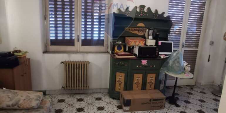 20250912181843-979648-32