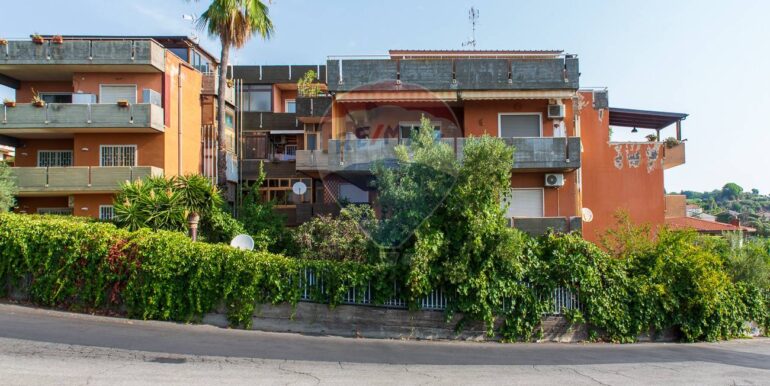 20250914171750-982852-3