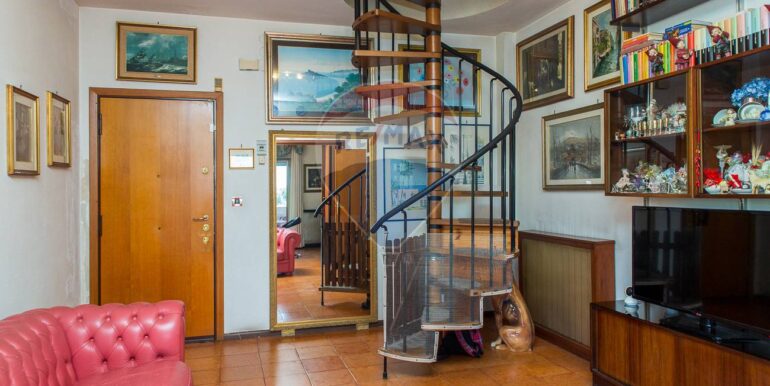 20250914171826-982852-15