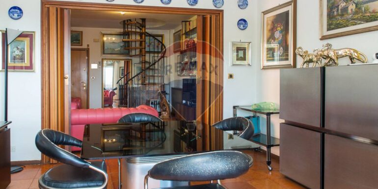 20250914171837-982852-18