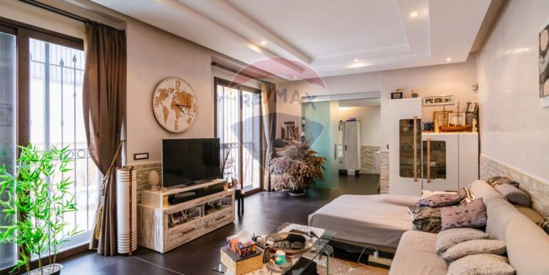 20250915111523-983032-7